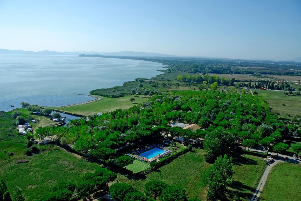 Camping Badiaccia Village กัสติลโยเน เดล ลาโก ภายนอก รูปภาพ