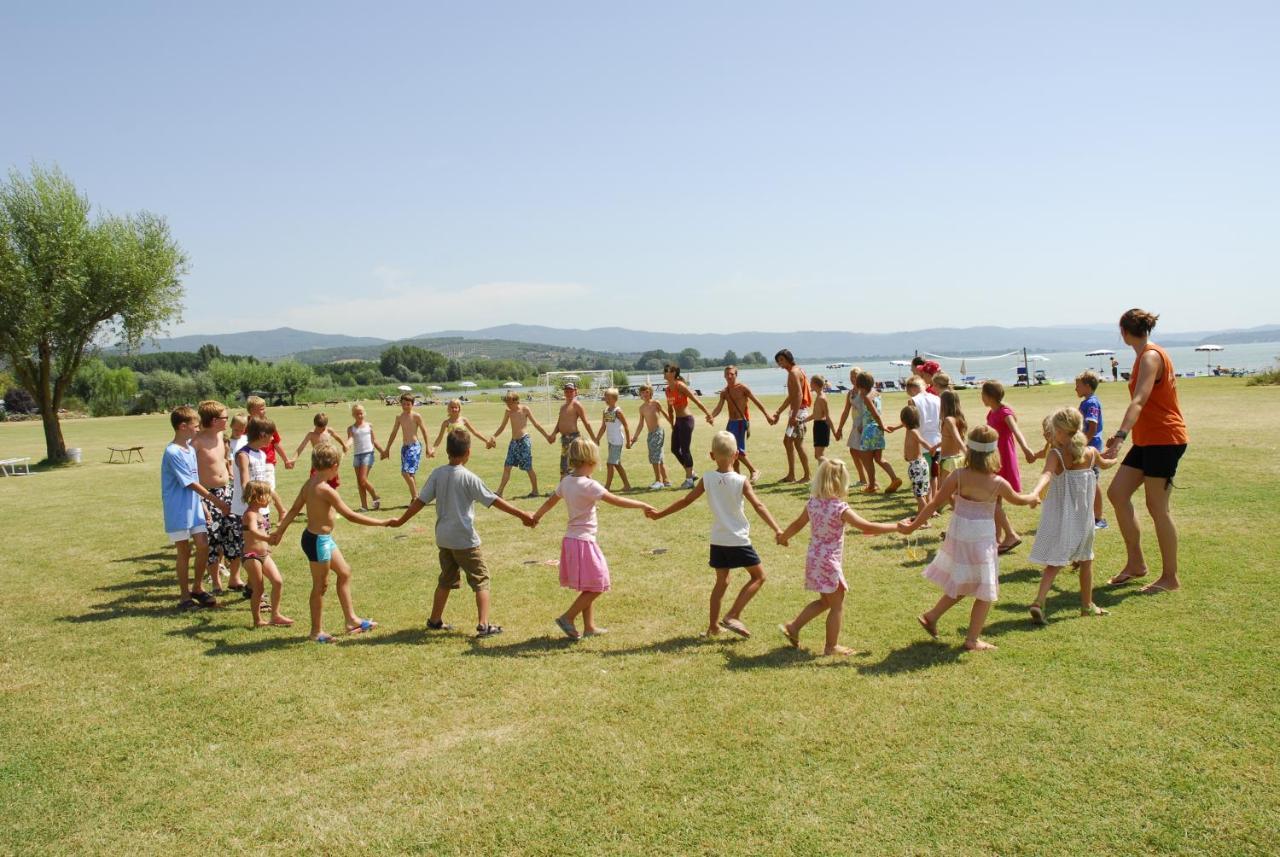 Camping Badiaccia Village กัสติลโยเน เดล ลาโก ภายนอก รูปภาพ