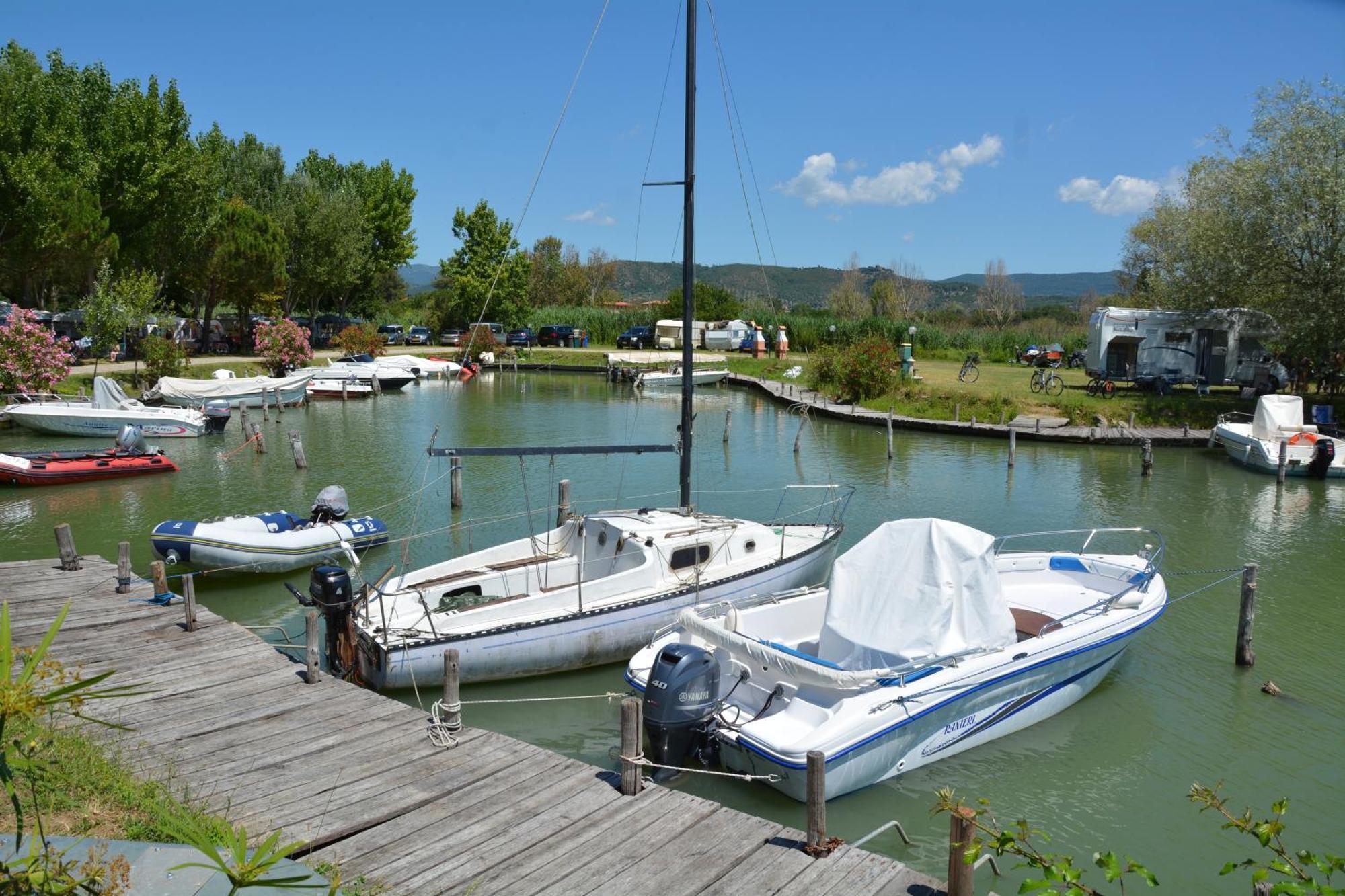 Camping Badiaccia Village กัสติลโยเน เดล ลาโก ภายนอก รูปภาพ